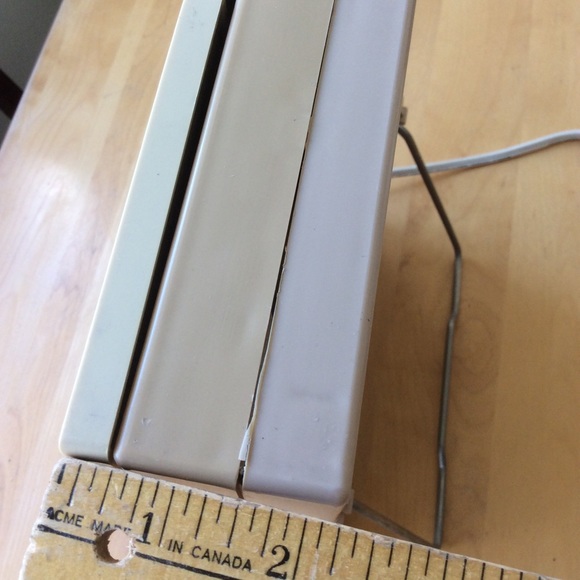 Vintage makeup vanity mirror - Picture 11 of 11